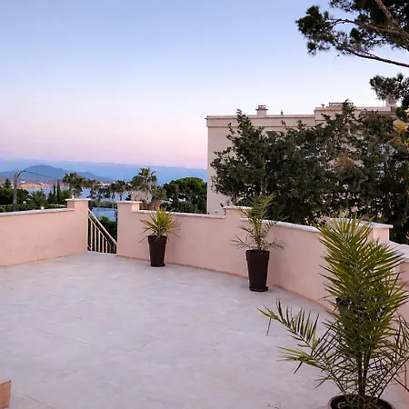 Panorama Port & A Pied Bandol
