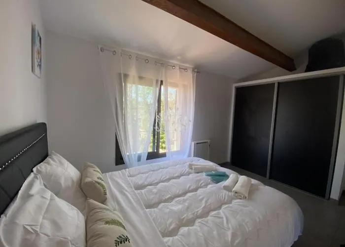 Villa Vue Mer Avec Rooftop, Jardin Pour 8 Pers A Pied Du Port Villa