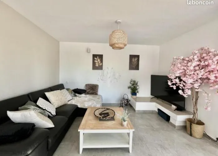 Villa Villa Vue Mer Avec Rooftop, Jardin Pour 8 Pers A Pied Du Port *